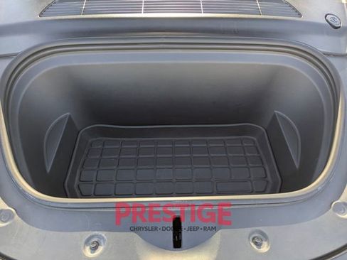 Used 2023 Tesla Model Y Long Range image 6