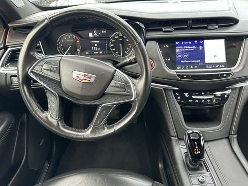 Used 2023 Cadillac XT5 Premium Luxury image 15