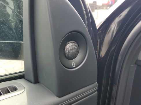 New 2026 Lincoln Navigator Reserve image 9