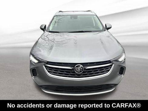 Used 2023 Buick Envision Essence image 2