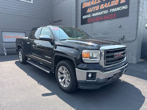 Used 2015 GMC Sierra 1500 SLT w/ SLT Crew Cab Value Package AWD/4WD image 1