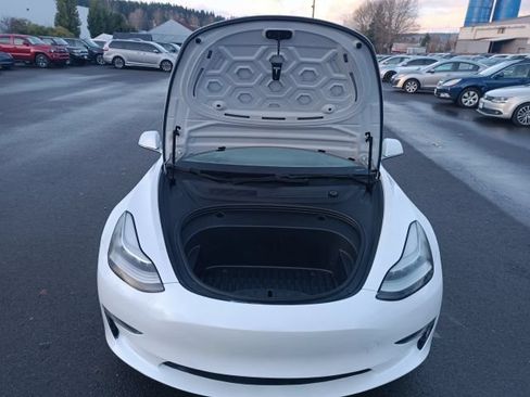 Used 2020 Tesla Model 3 Standard Range Plus RWD image 27