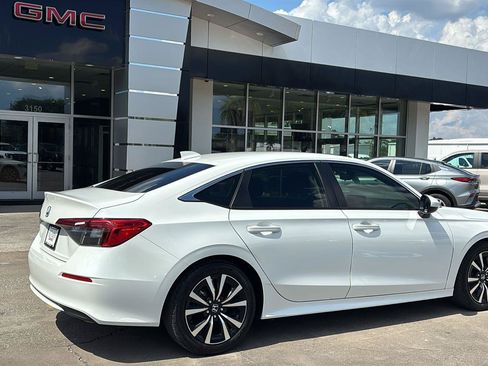 Used 2023 Honda Civic EX image 7