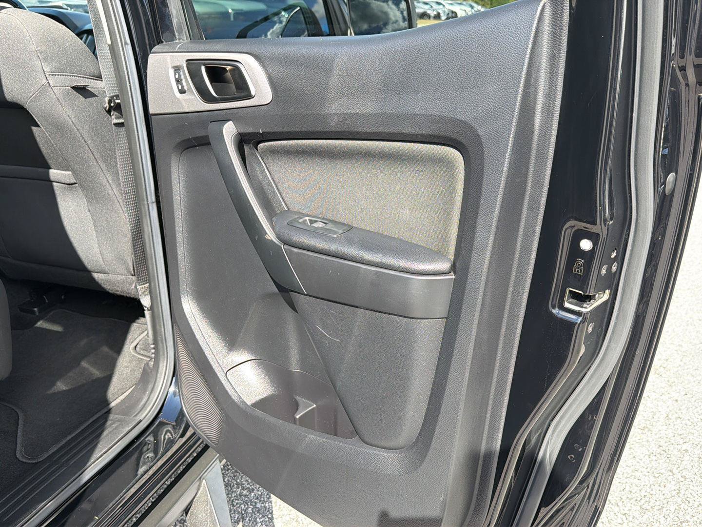 Used 2019 Ford Ranger XLT w/ Equipment Group 302A Luxury AWD/4WD image 16