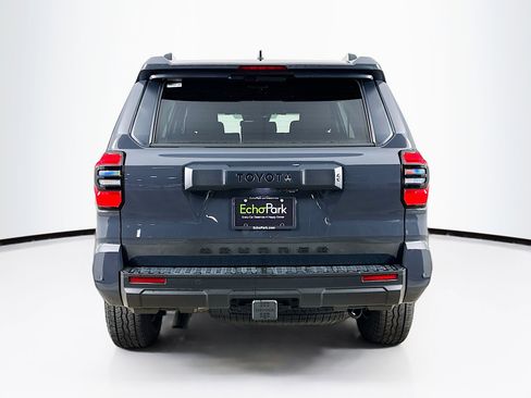 Used 2025 Toyota 4Runner TRD Off-Road image 7