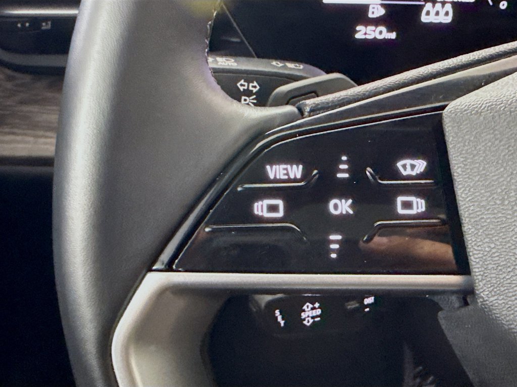 Certified 2025 Audi Q5 Premium w/ Premium Plus AWD/4WD image 11