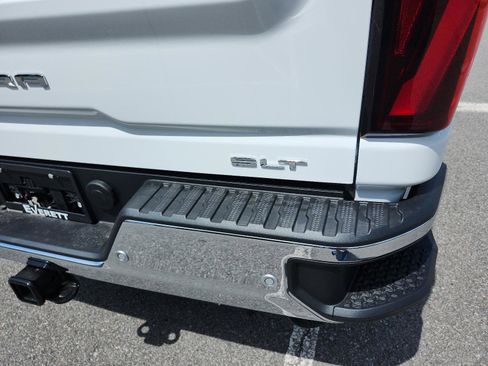 New 2025 GMC Sierra 2500 SLT w/ SLT Premium Package image 4