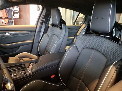 New 2026 Cadillac CT5 V Blackwing w/ Carbon Fiber 1 Package image 5