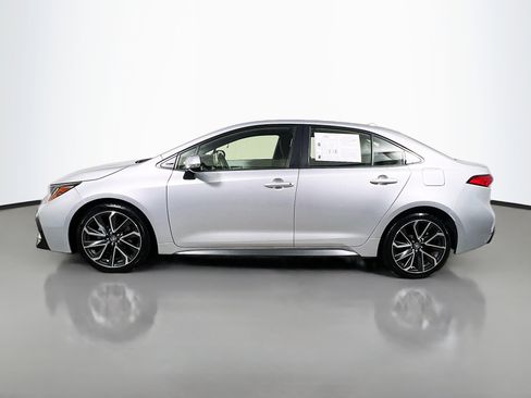 Used 2021 Toyota Corolla SE FWD image 9