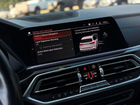 Used 2020 BMW X5 xDrive40i w/ M Sport Package AWD/4WD image 51