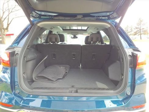 Used 2019 Chevrolet Equinox Premier image 12