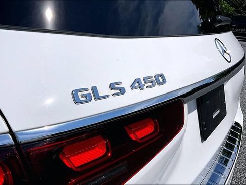 Certified 2024 Mercedes-Benz GLS 450 4MATIC image 27