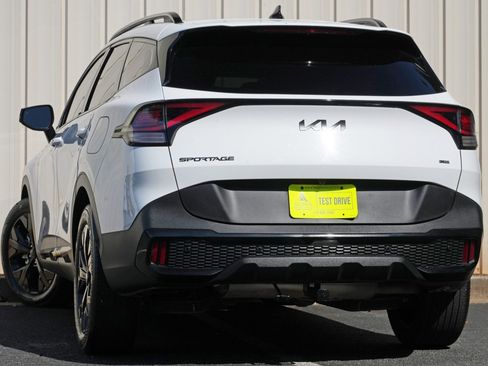 Used 2025 Kia Sportage X-Line AWD/4WD image 5