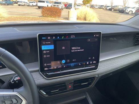 Used 2025 Volkswagen Tiguan S image 16