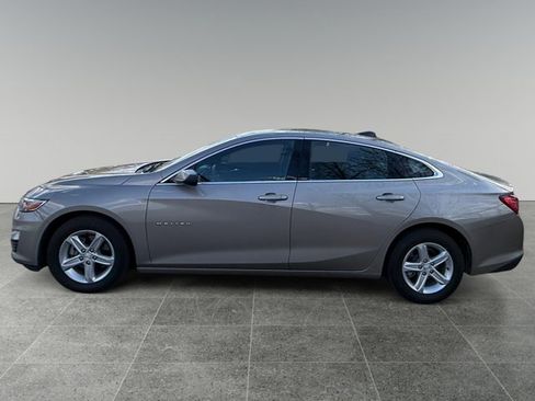 Used 2024 Chevrolet Malibu LS FWD image 2