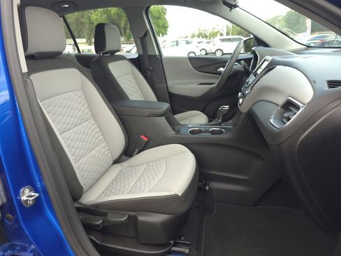Used 2019 Chevrolet Equinox LS FWD image 15