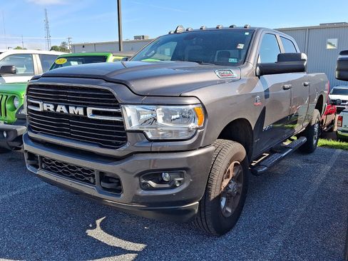 Used 2021 RAM 2500 Big Horn w/ Level B Equipment Group AWD/4WD image 2