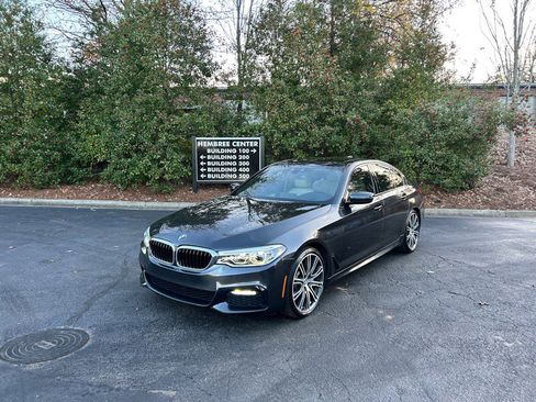 Used 2019 BMW 540i w/ M Sport Package image 4