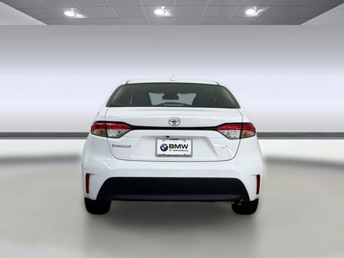 Used 2024 Toyota Corolla LE FWD image 9