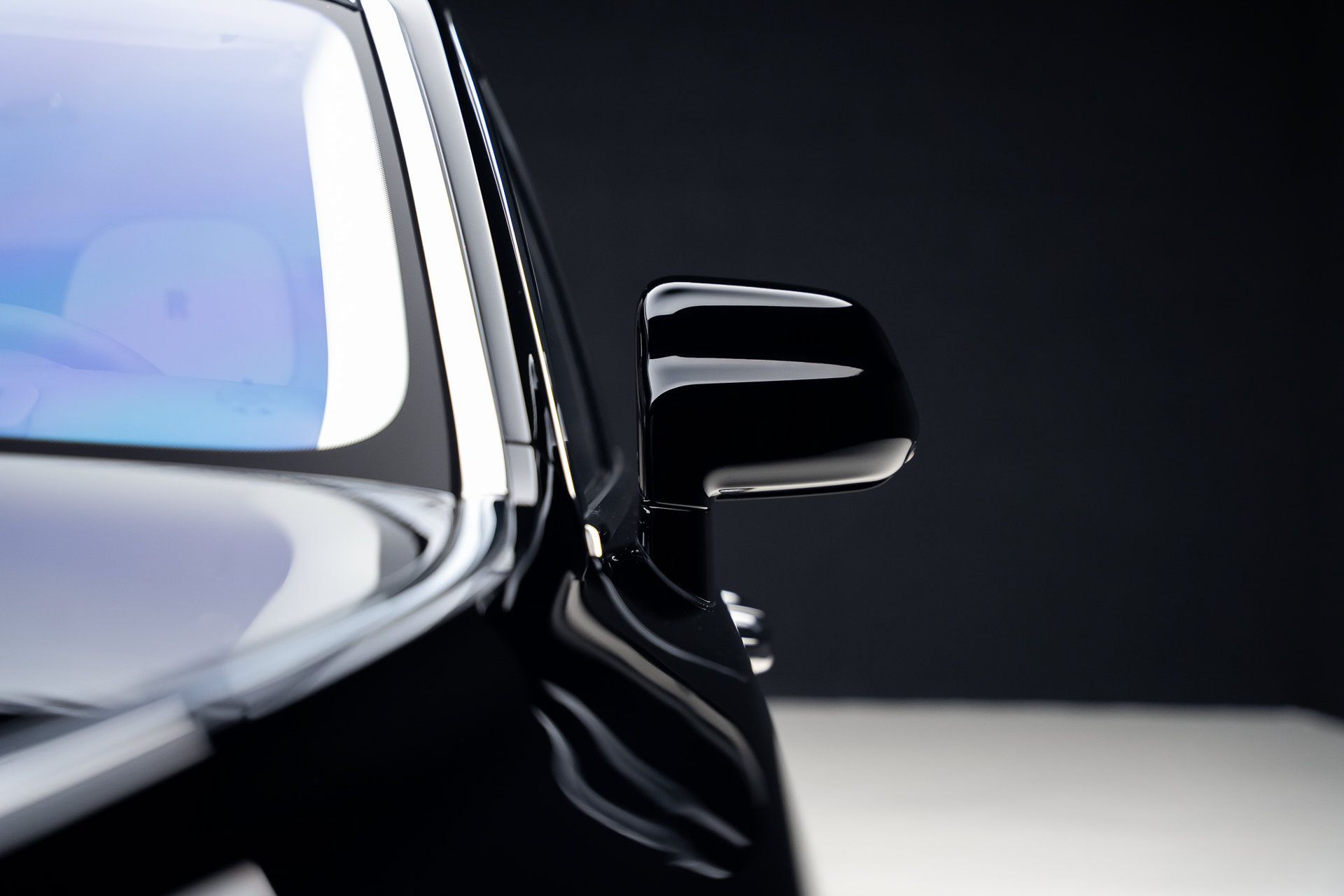 Used 2024 Rolls-Royce Phantom Extended Wheelbase RWD image 16