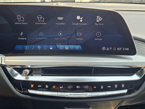 New 2026 Cadillac Lyriq Luxury AWD/4WD image 28