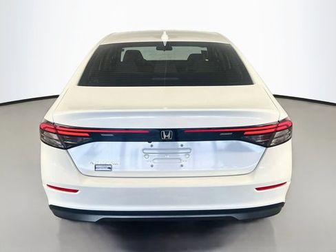 Used 2023 Honda Accord LX image 7