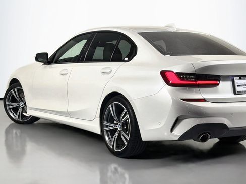 Used 2021 BMW 330i Sedan w/ M Sport Package RWD image 15