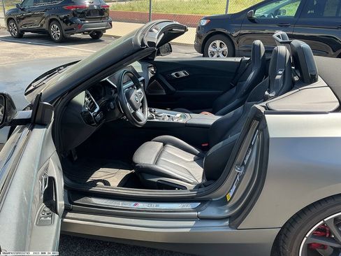 Used 2023 BMW Z4 M40i w/ Premium Package RWD image 8