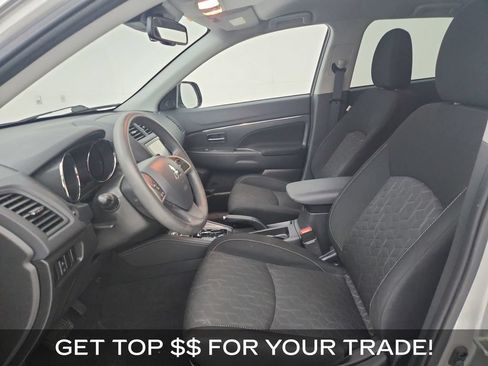 Used 2025 Mitsubishi Outlander Sport ES AWD/4WD image 2