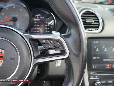 Used 2018 Porsche 718 Boxster S RWD image 34