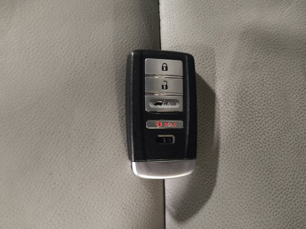 Used 2017 Acura MDX FWD image 32