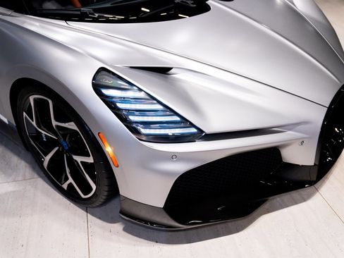 Used 2025 Bugatti Mistral AWD/4WD image 6