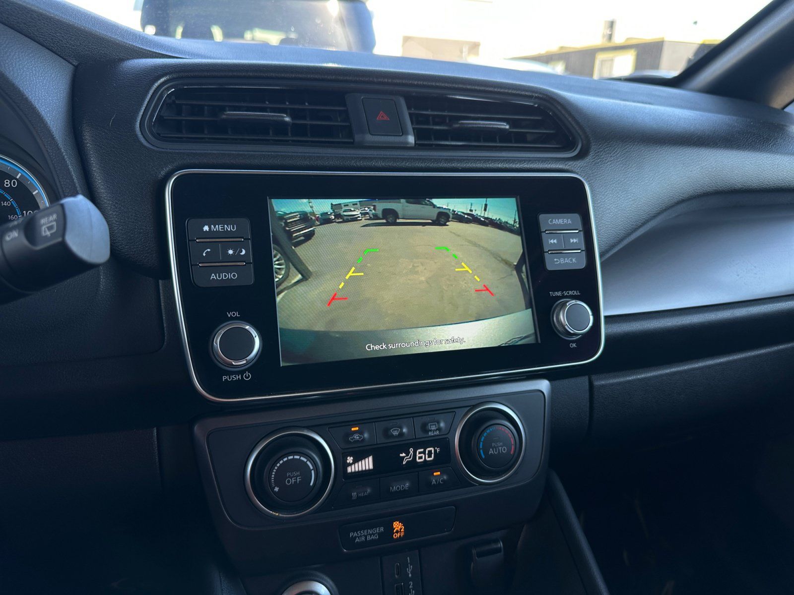 Used 2025 Nissan Leaf S FWD image 21
