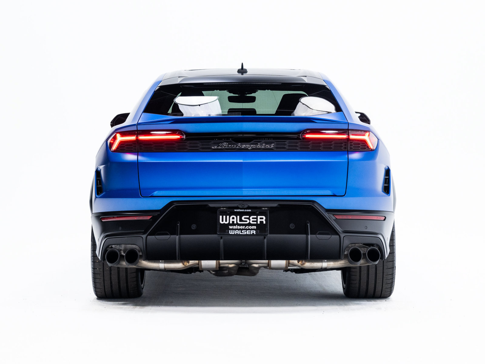 Used 2025 Lamborghini Urus SE AWD/4WD image 4