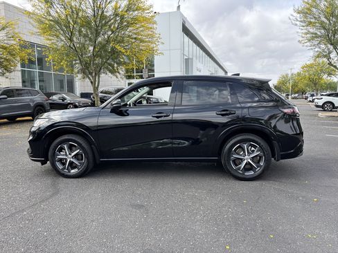 Used 2024 Honda HR-V EX-L image 2