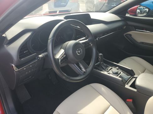 Used 2024 MAZDA MAZDA3 s FWD image 11