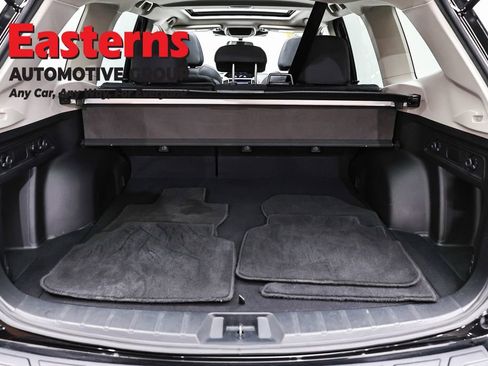 Used 2022 Subaru Forester Premium image 9