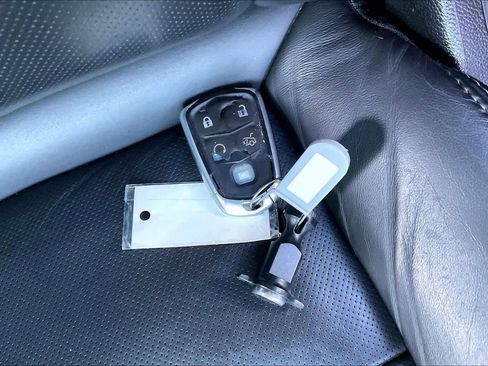 Used 2019 Cadillac XTS Luxury image 10