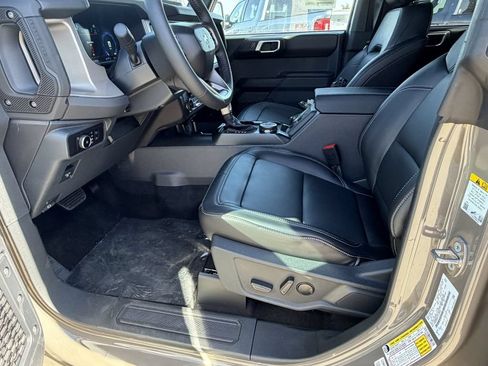 New 2026 Ford Bronco Outer Banks AWD/4WD image 21
