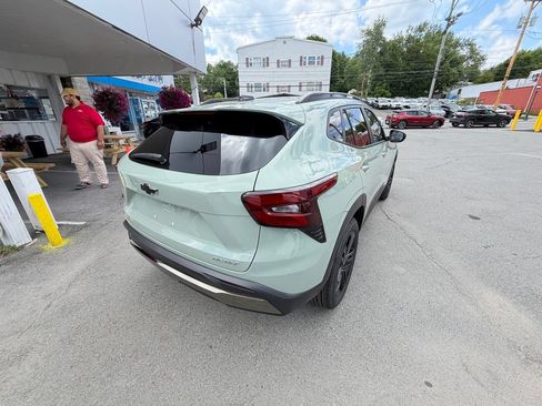 New 2026 Chevrolet Trax ACTIV w/ Driver Confidence Package FWD image 5