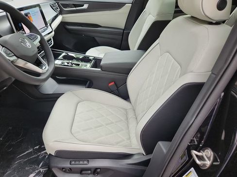 New 2026 Volkswagen Atlas Cross Sport SEL Premium R-Line AWD/4WD image 11