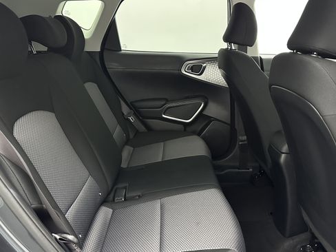 Used 2024 Kia Soul LX w/ Option Group 015 image 31