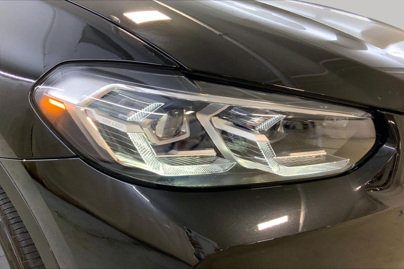 Used 2024 BMW X4 xDrive30i w/ Premium Package AWD/4WD image 27