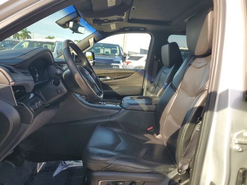 Used 2017 Cadillac Escalade ESV Platinum image 13