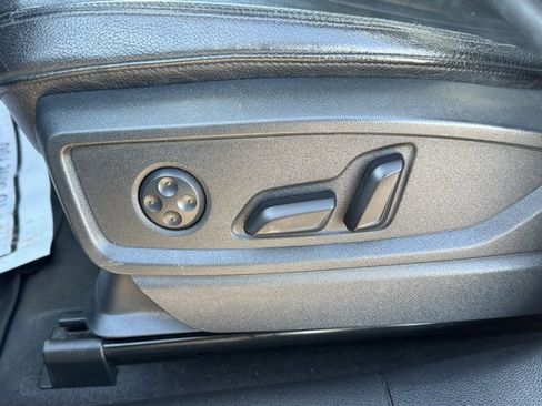 Used 2019 Audi Q5 2.0T Premium image 11