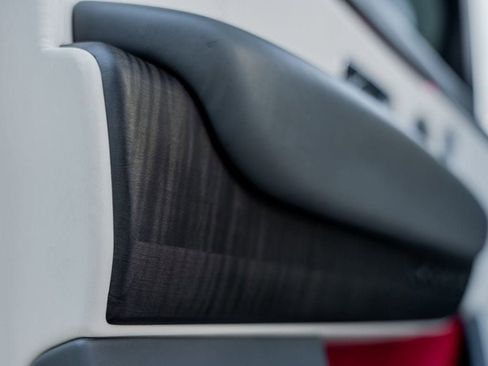 Used 2021 Rolls-Royce Cullinan Sport Utility image 53