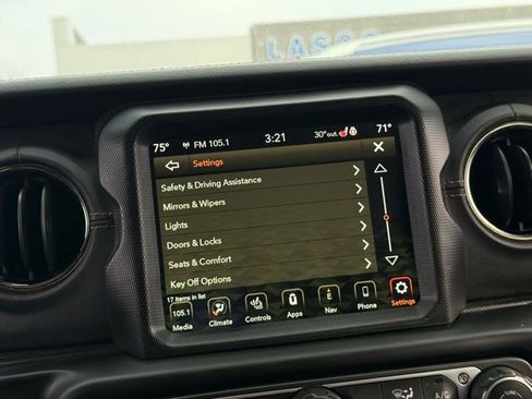 Used 2023 Jeep Gladiator Overland image 25