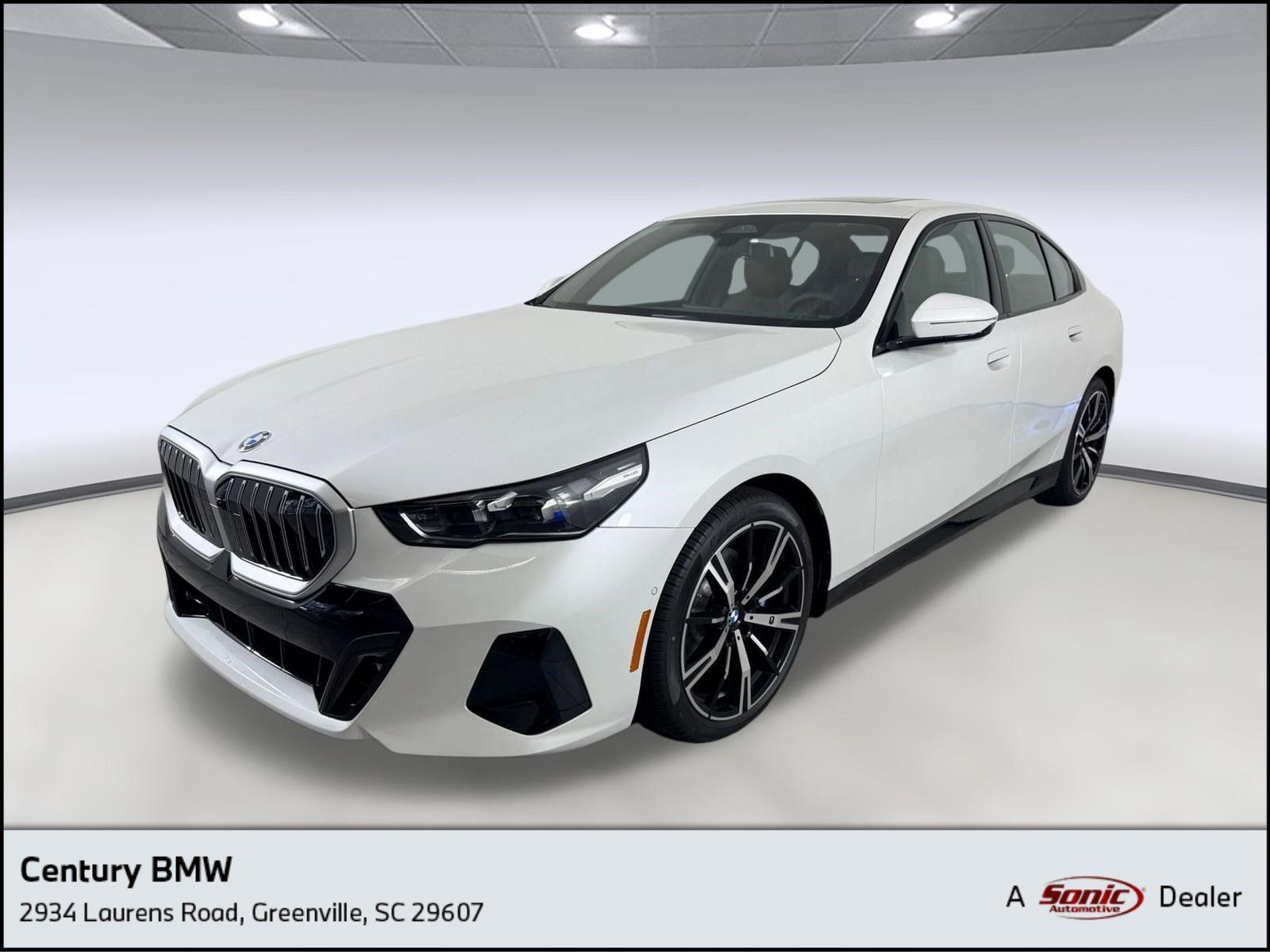 Used 2026 BMW 530i w/ M Sport Package RWD image 1