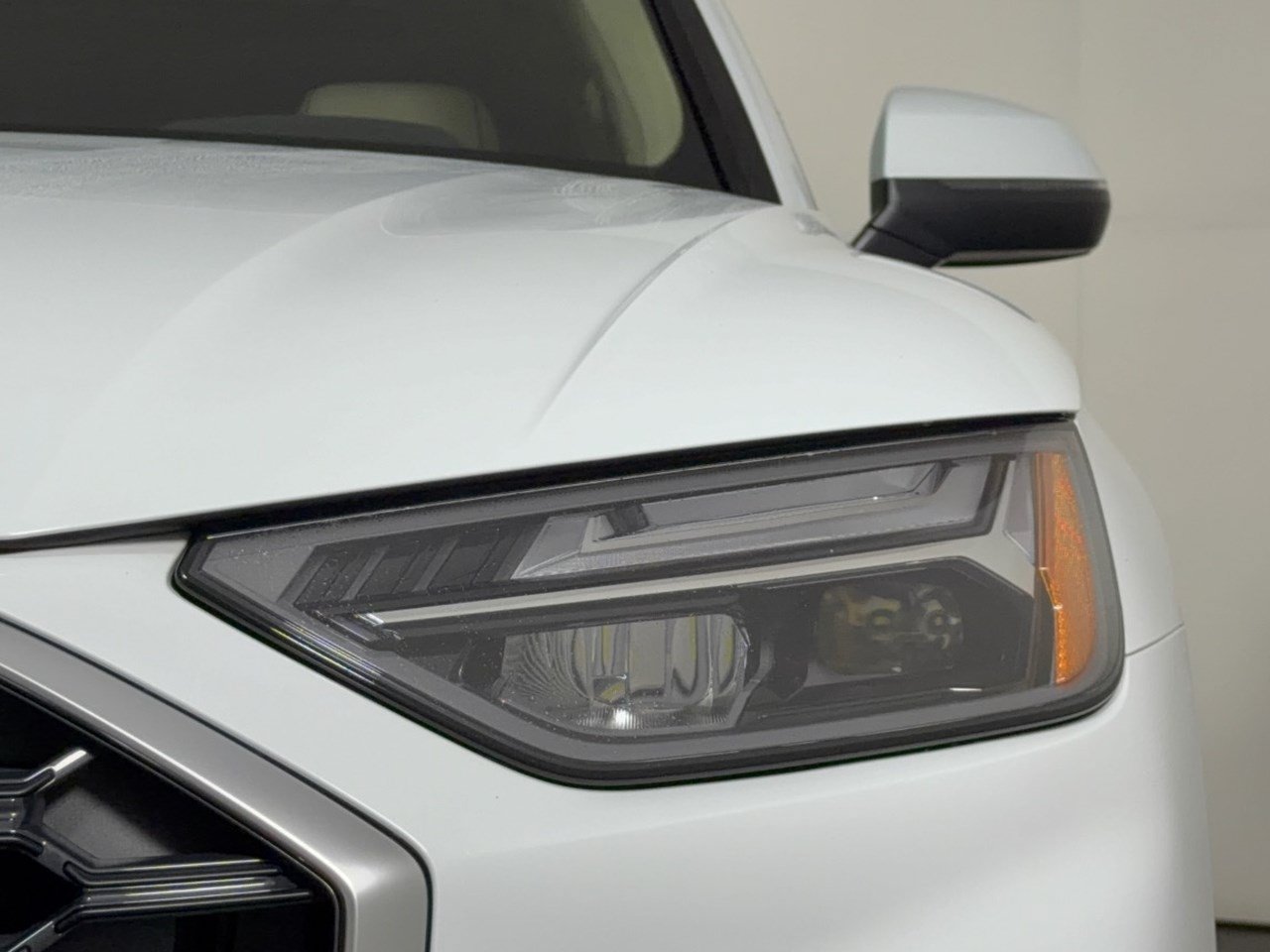 Used 2024 Audi Q5 e Premium w/ Convenience Package AWD/4WD image 12