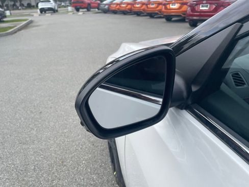 New 2025 Nissan Sentra SR w/ Midnight Edition image 35